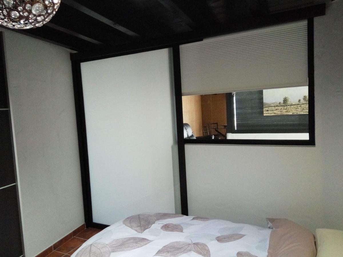 Aloelux Villa !! - Private Villa With Pool , Jacuzzi, Cinema, Massage ,Wonderful View, Art Desing Villa Tias Exterior photo